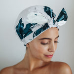 Load image into Gallery viewer, Luxury Shower Cap Floral
